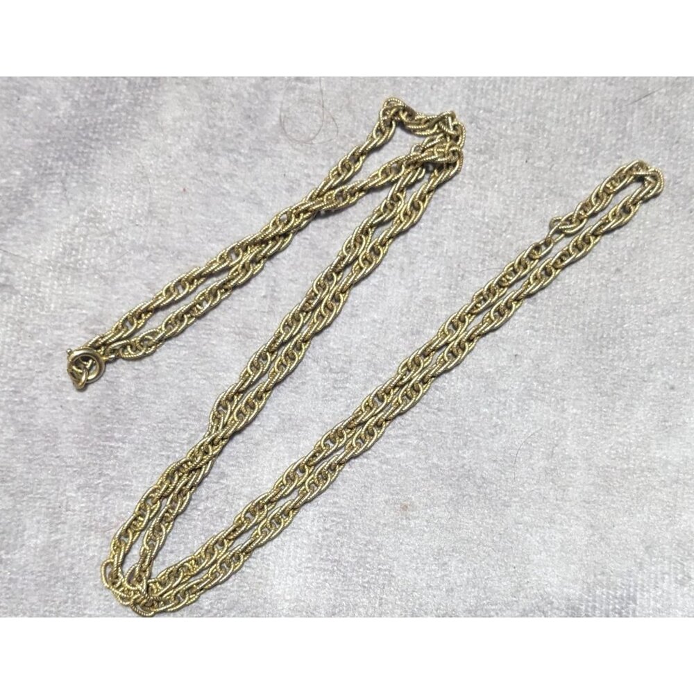 Simple Gold Rope Chain Necklace - Picture 7 of 8